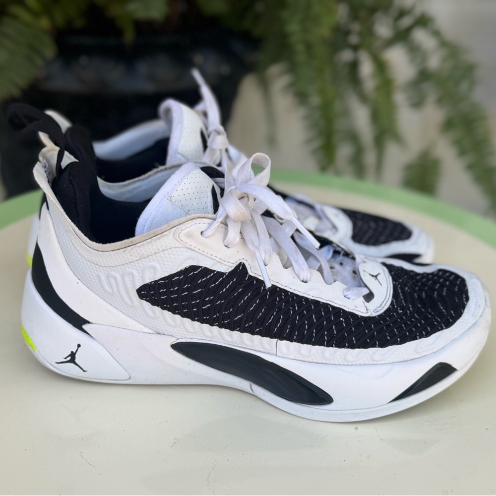 Jordan Luka 1 Reverse Orca Black and White Athletic Sneakers Men’s Size 7.5